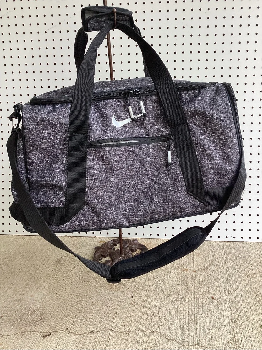 Nike Gray Heather Duffel Bag Small Gym Travel Carry-On Black Strap Swoosh